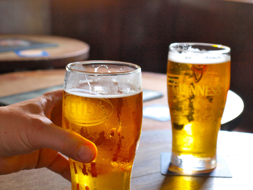 What are Biggest Rip-offs and Best Value Drinks at your Local Bar?