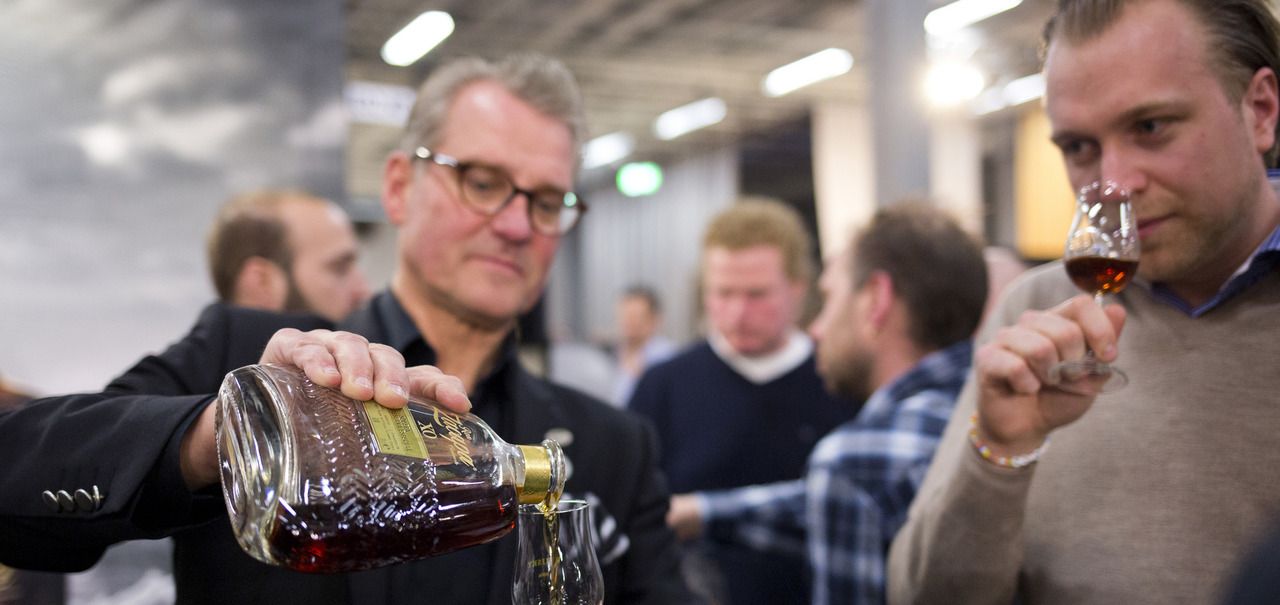 Beginner's Guide to Rum: What Bottles You Should be Adding to Your Home Bar